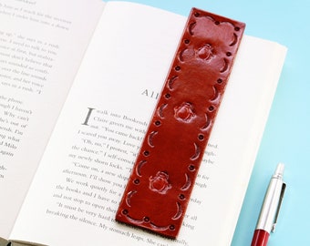 Leather Penguin Bookmark, Leather Bookmark, 3rd Leather Anniversary Gift, Couples Gift, Romantic Gift, Unique Boyfriend Gift Penguin Gift