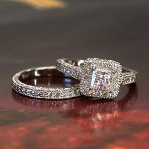 Princess 1 CT Bridal Ring Set, Sterling Silver Wedding Ring, Princess Stone Halo Vintage Ring Band, 2 pcs Simulated Diamond Engagement Ring