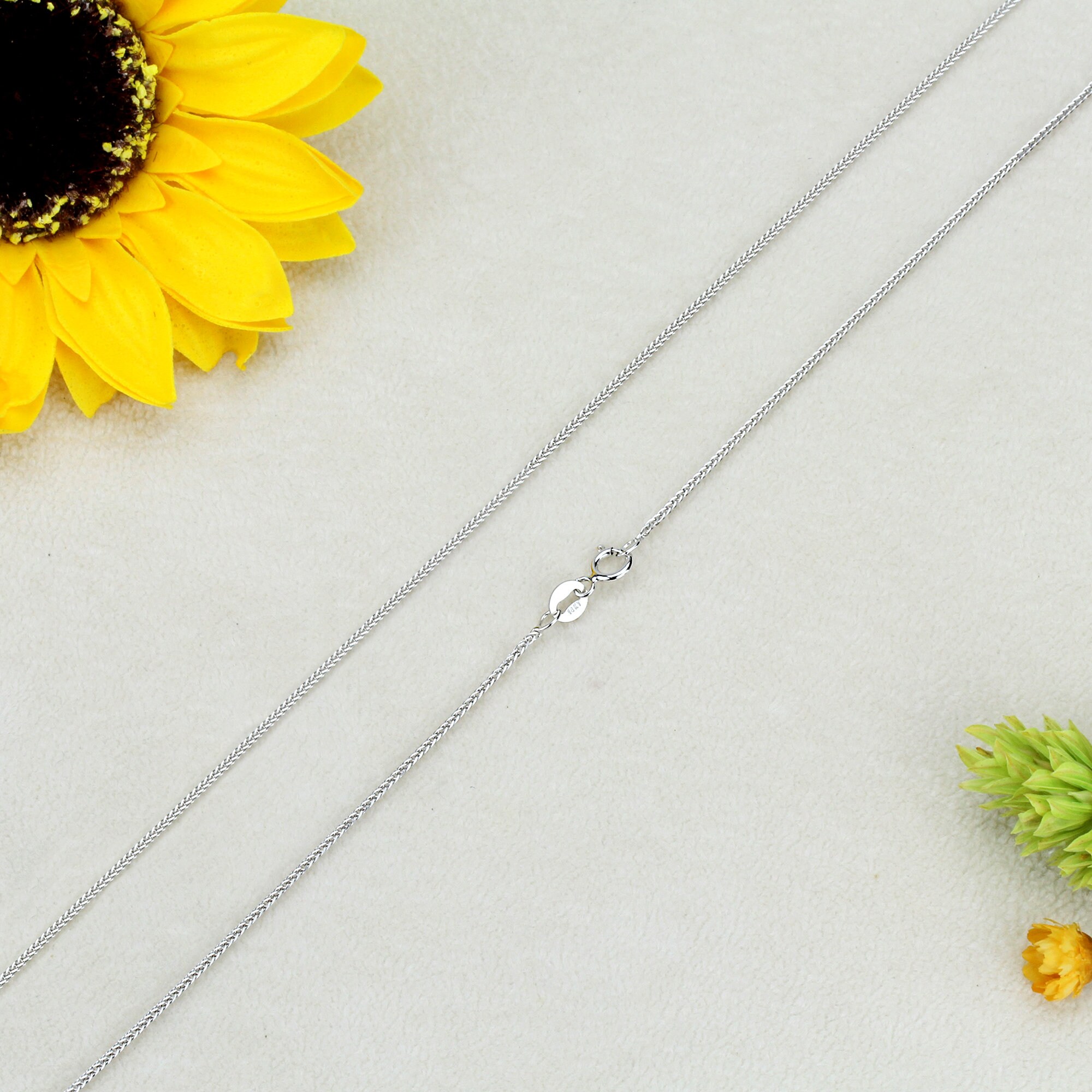 14k White Gold 1.2mm Round Wheat Chain 14k White Gold 1.2mm Round Wheat Chain
