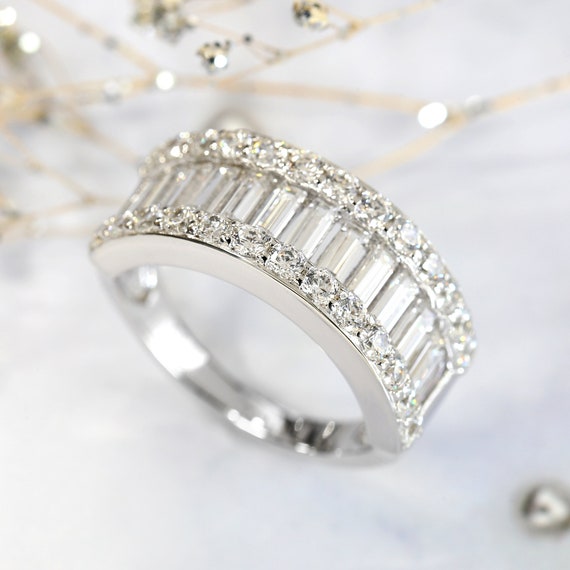 Female baguette shop diamond band