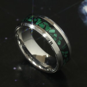Men Women Tungsten Ring, 8mm Green Tungsten Ring, Malachite Chips Inlay Beveled Edge Tungsten Ring, Custom Engraved Personalized Ring