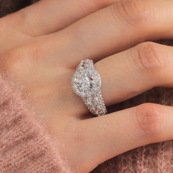 Brilliant Graduated Stone Band 1 CT Halo Ring Platinum Plated