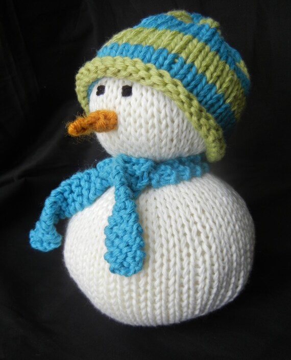 Items similar to Knit Snowman Christmas Decoration on Etsy