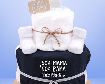 Sprüche Windeltorte | Junge | navy | "50% Mama + 50 Papa = 100 Perfekt |  Lätzchen und Babysocken | Babygeschenk zur Geburt -Windelgeschenk