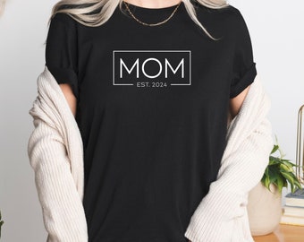 T-Shirt| Mom est. 2024-personalisierbare Jahreszahl | Geschenk für alle Mamas | Geburtstag | Muttertag |Freundin |Geschenkidee| Mami Liebe|