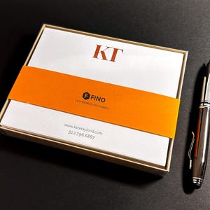 Cartes de correspondance personnalisées en typographie