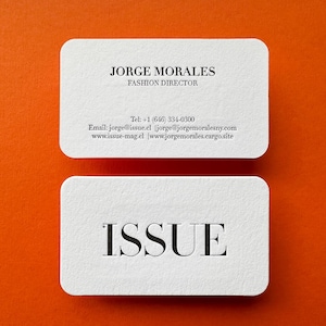 Cartes de visite typographiques avec coins arrondis, création personnalisée