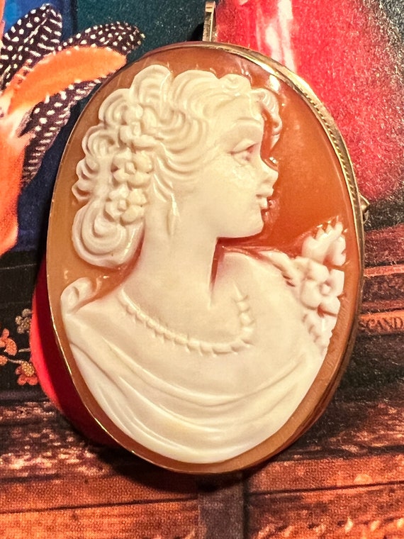 9金GENUINE ITALIAN HAND CARVED CAMEO