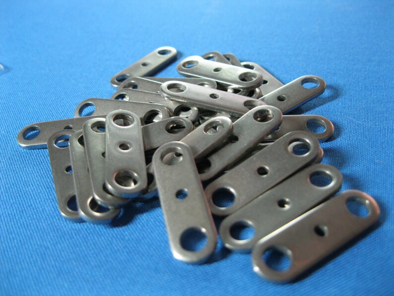 Pack of 30 Steel Stop Motion Armature Compression Plates with 15 nuts & bolts image 3