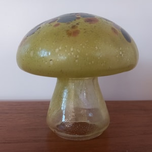 Kosta Boda Sweden - Monica Backstrom glass mushroom art glass 1970s  Designclassics24