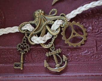 Steampunk Oktopus Kunstleder Bronze Armband Hell Beige mit Anhängern ~Globetrotter II~