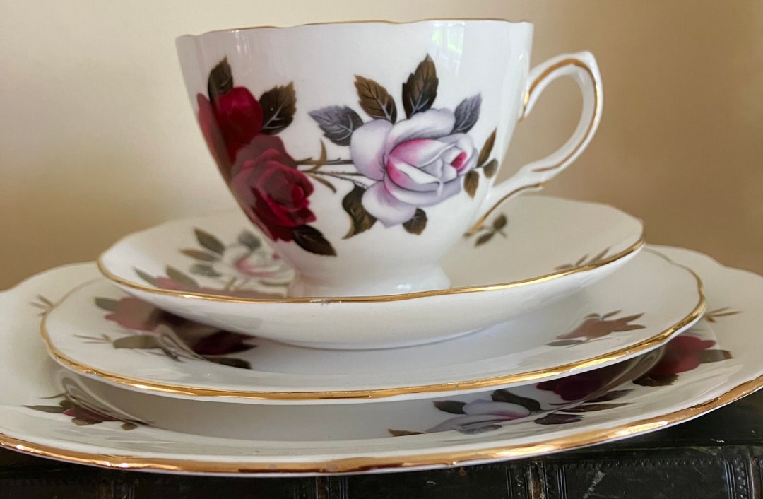 Colclough Amoretta Rose Quad Made in England - Etsy