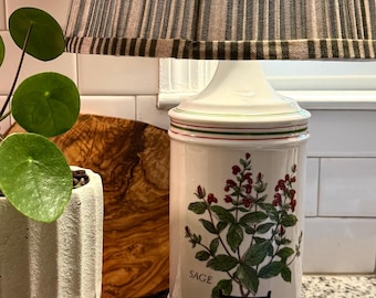 Nelson Lebo Sage-kruidenlamp uit de jaren 60 met nieuwe aangepaste gestreepte lampenkap | Cottagecore, Grandmacore