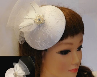 Vintage 1940s-50s Fascinator Veil Hat White, Ivory lace hat #birdcage veil hat fascinator Birdcage veil hat fascinator