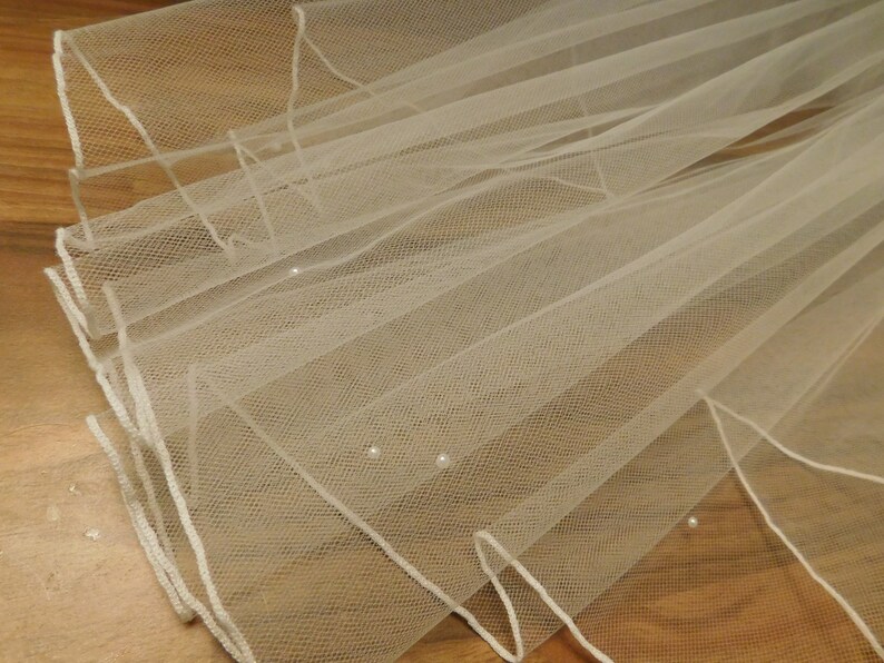 Bridal Veil 1 tier Wedding veil SHIMMERY WHITE Pencil edge Veil.Available in Shoulder 23inches to Cathedral 108 Inch Length