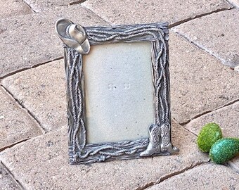 Cowboy Picture Frame, Pewter. Vintage. Holds 3.5x5" Photo. Boots, Hat, Rope, Wood, Western, Southwest, Cowboy, Cowgirl. Tabletop. Home Decor