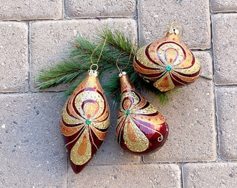 Set 3 Mexican Decor Ornaments. Vintage. Large. Handpainted. Paper Mache. Maroon, Orange, Gold, Green Red. Holiday Decor. Christmas. Festive!