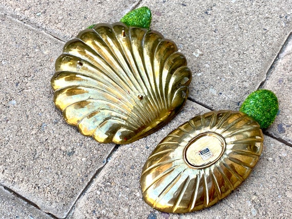 Pair Solid Brass Seashell Dishes. Vintage. Coastal Home Decor