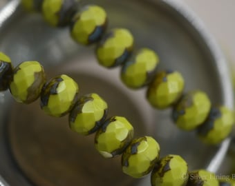 NOVITÀ! Little Limes (10) - Perle di vetro ceco di alta qualità - Rondelle sfaccettate - 7x5mm