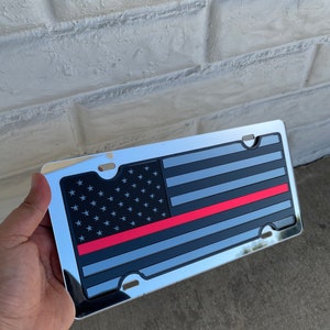 Blacked Out USA Flagge Spiegel Acryl Nummernschild - Thin RED Line Fire, Ems und Emt