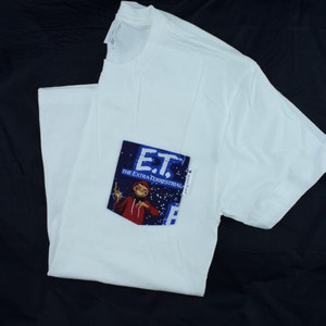 E.T. Extra Terrestrial Pocket Tee Shirt , T-shirt, Shirt