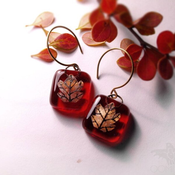 Handmade ruby glass earrings-leaf earrings-summer-forest-cute small earrings-gift box free-surgical-maple leaf-ogham-woodland-for her