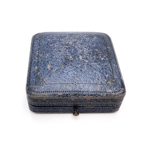 Antique Jewelry Presentation Box Button Clasp