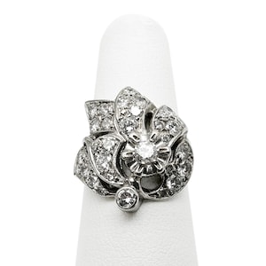 Retro Diamond Ring 14k White Gold Flower Bouquet