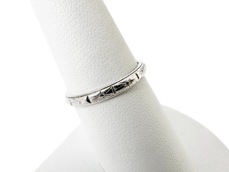 Art Deco 18K White Gold Band image 2