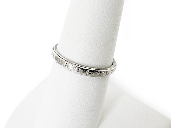 Art Deco 18K White Gold Band