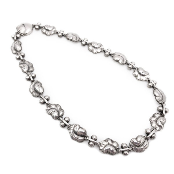 Georg Jensen Moonlight Grapes 96A Choker Necklace Sterling Silver Harald Nielsen 1950s 14 7/8" 35.87g