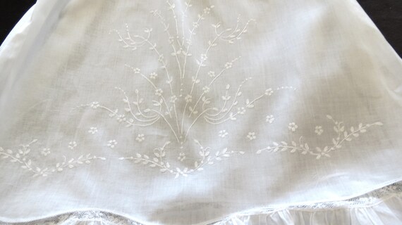 Gorgeous full length vintage/antique embroidered … - image 7
