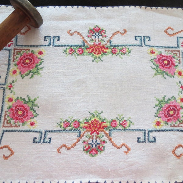 Regal set of 8 vintage ecru/cream hand cross stitched rectangular placemats.  Beautiful linen for dining, garden parties or for gifting.