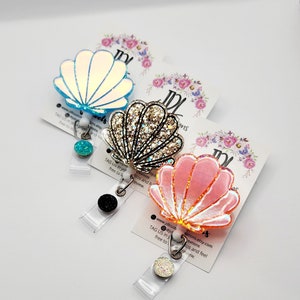 Clam Shell Badge Reel - Sea Shell Badge Reel -  Fun Badge Reel - Glitter Lover ID Badge Reel - Nurse - Cute Badge Reel - Beach Badge Reel