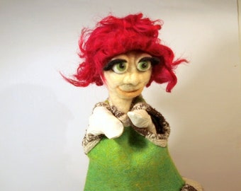 Ms  Fuchsia, glove puppet, hand puppet, felted puppet