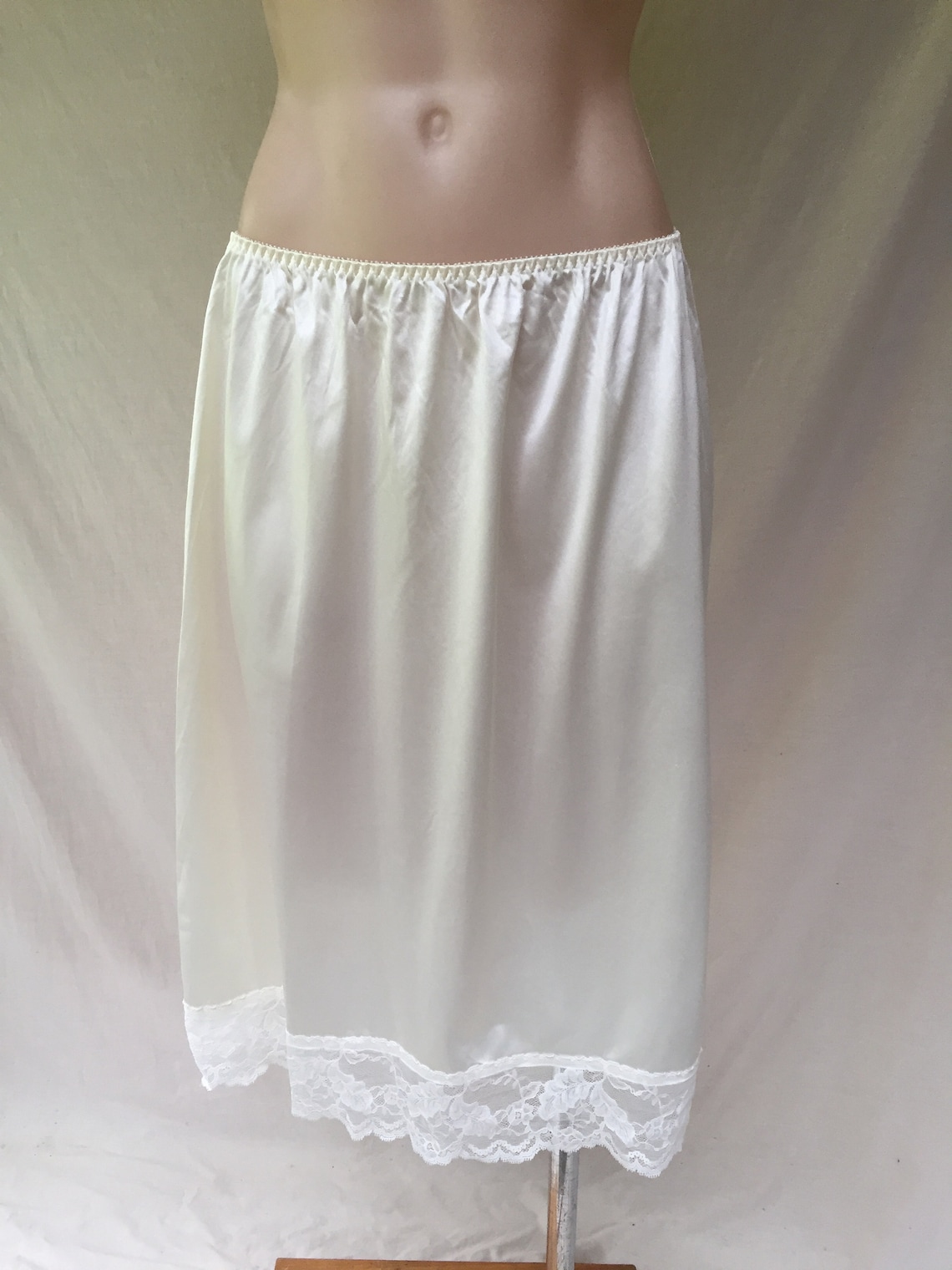 low back white slip