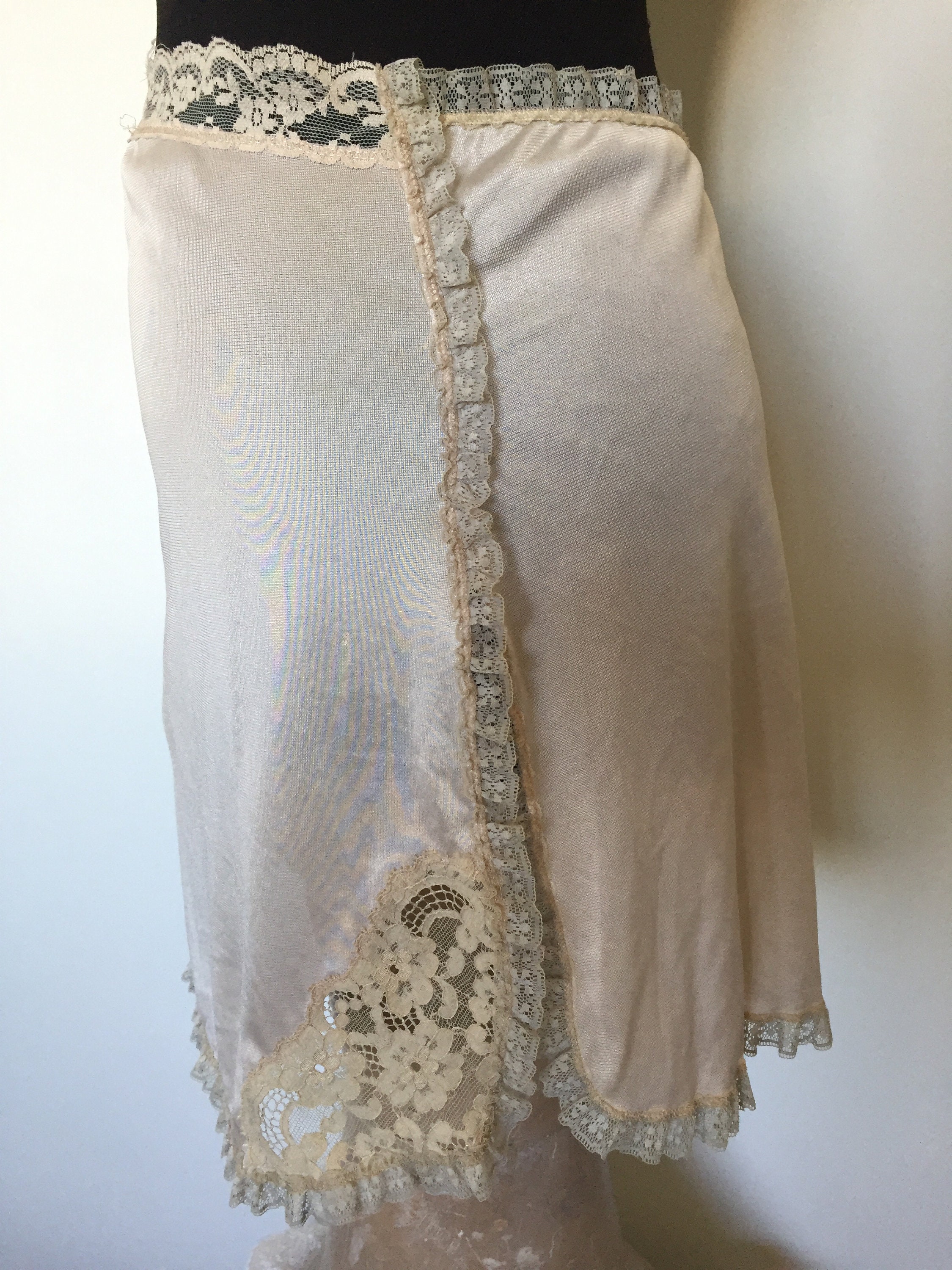 Vintage Beige lace half slip size 14 Etsy
