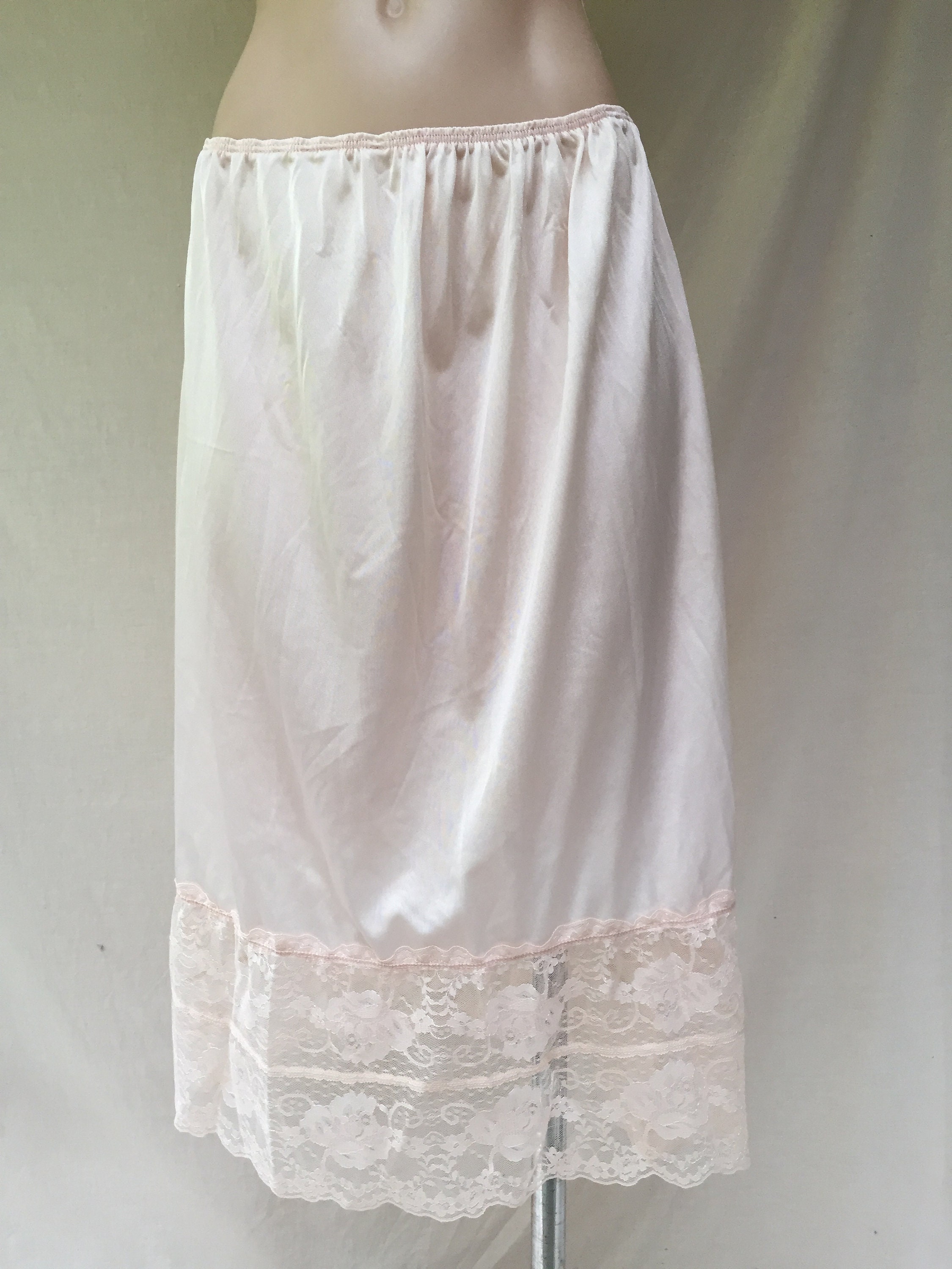 Buy Vintage Beige Lace Half Slip Size 14 Online in India Etsy
