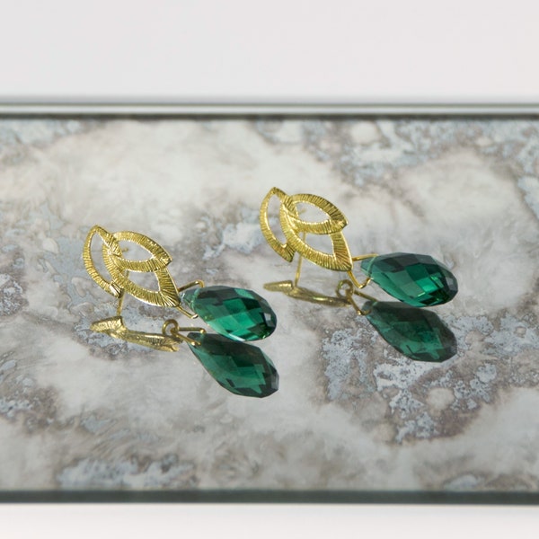 Green Earrings Crystal Green Swarovski Gold Leaf / Art Deco Gold Green Earring / Costume Jewelry Chic Women's Evening