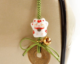 Lucky Cat and Purified & Prayed 5 yen lanyard. Hanging bell ring Goen charm strap Japanese ceramic lucky cat Japanese Goen coin / 01 green