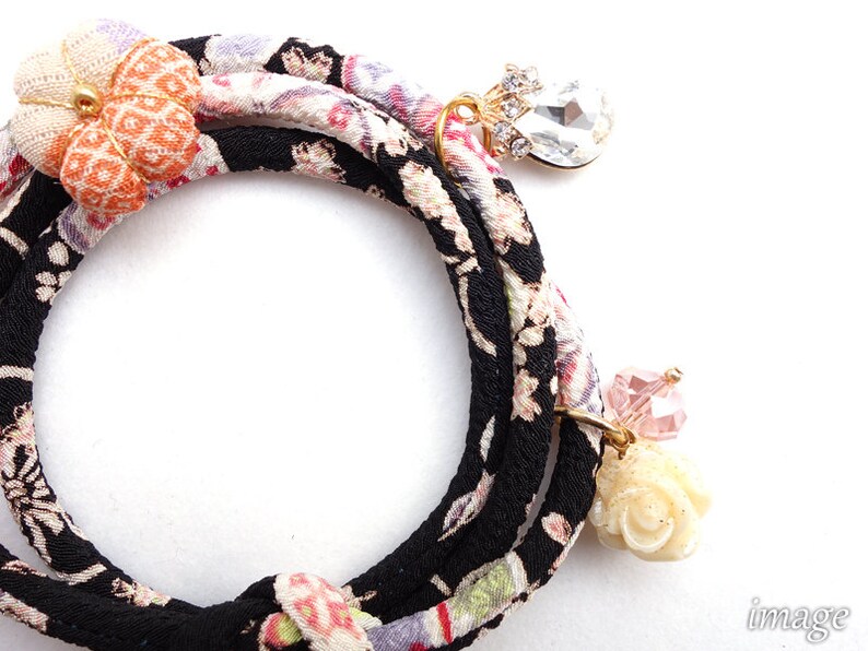 Choker necklace Japanese Jewelry HANA MORI - Tiny Sakura in the night black Kimono Bracelet
