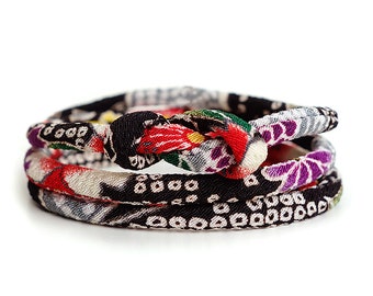 Black Japanese Zen Bracelet, Kimono Necklace, Kimono chirimen jewelry, Glamour red purple on black - HANA MORI - 5mm