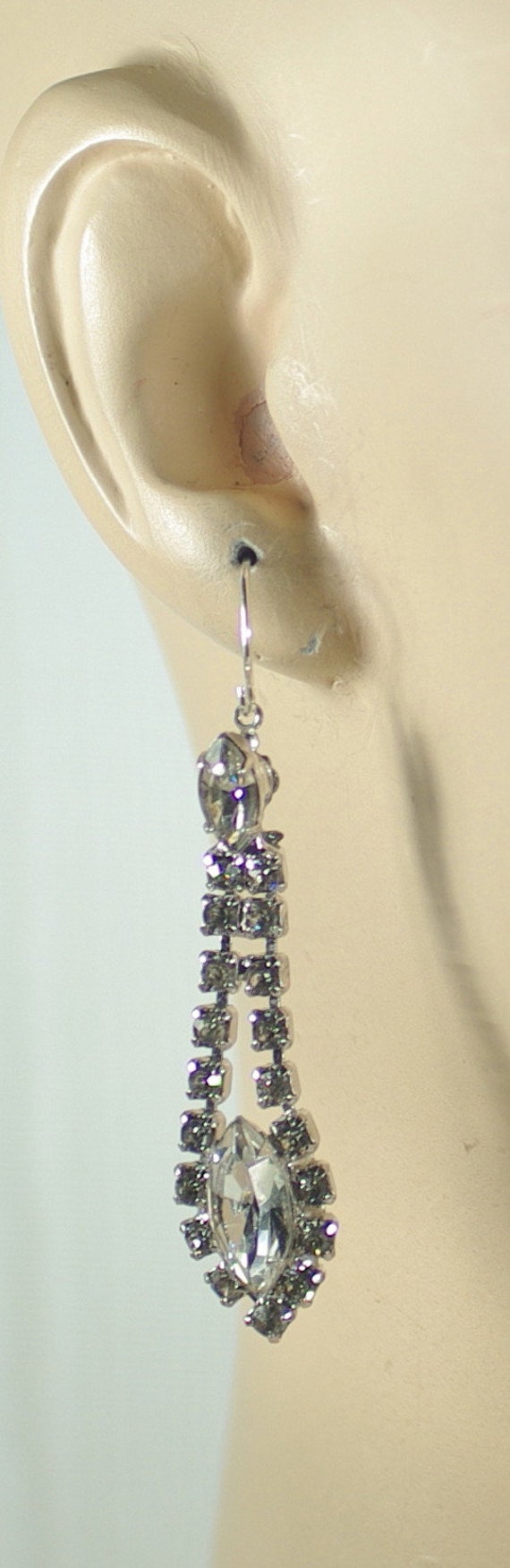 Vintage Clear Rhinestone Chandelier Earrings, Sil… - image 7