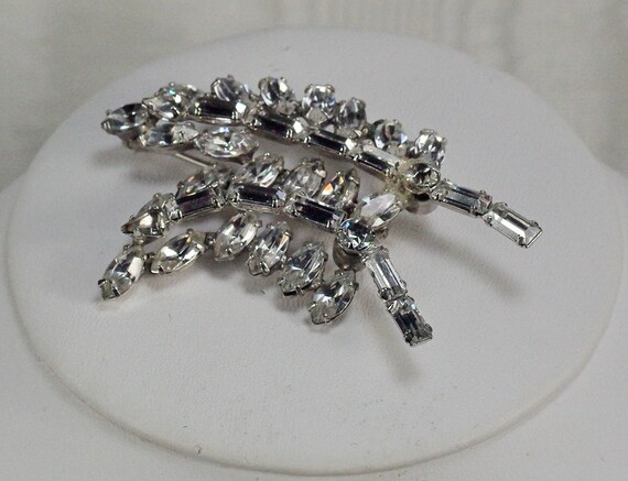 Vintage Rhinestone Leaf Brooch, Double Leaf Rhine… - image 4