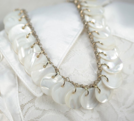 vintage mother of pearl necklace