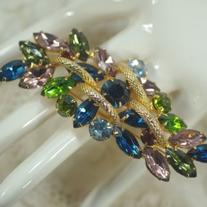 Juliana Style Rhinestone Fruit Salad Brooch: Vintage Gold Tone Pin