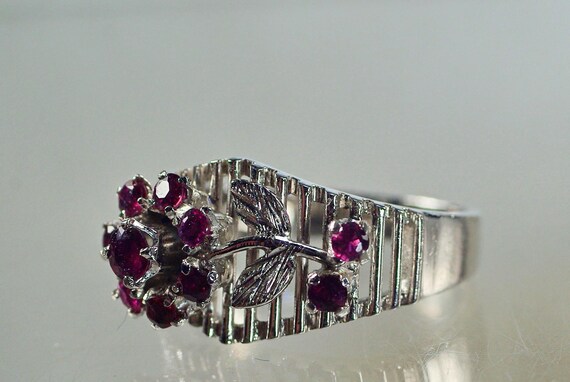 Sterling Ruby Multi Stone Ring: 1970's Flower Red… - image 10