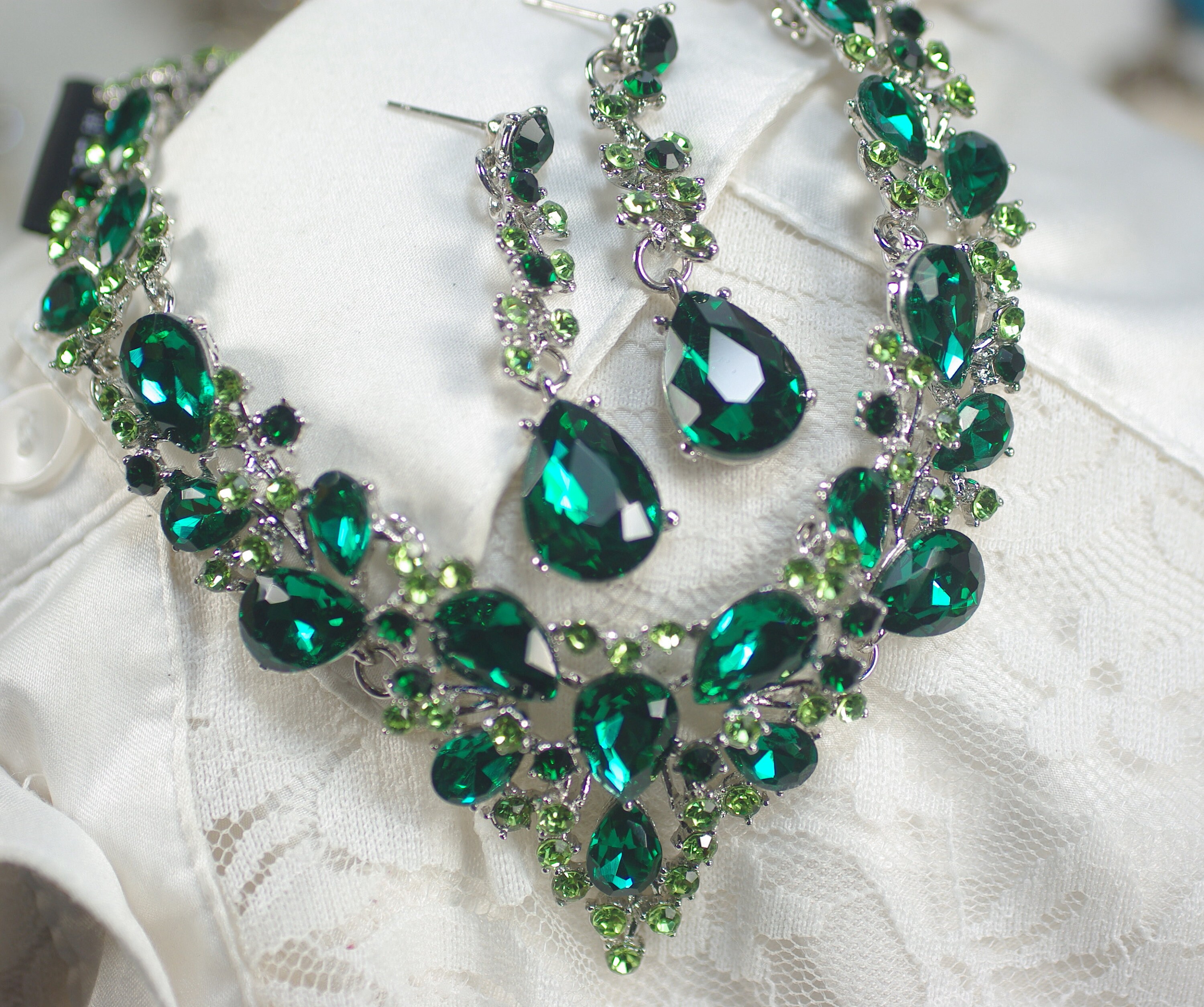 Emerald Green peridot Rhinestone Bib Necklace Set Statement