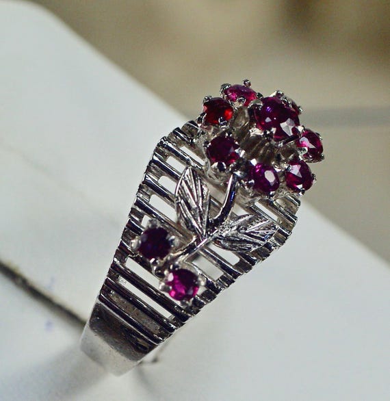 Sterling Ruby Multi Stone Ring: 1970's Flower Red… - image 11