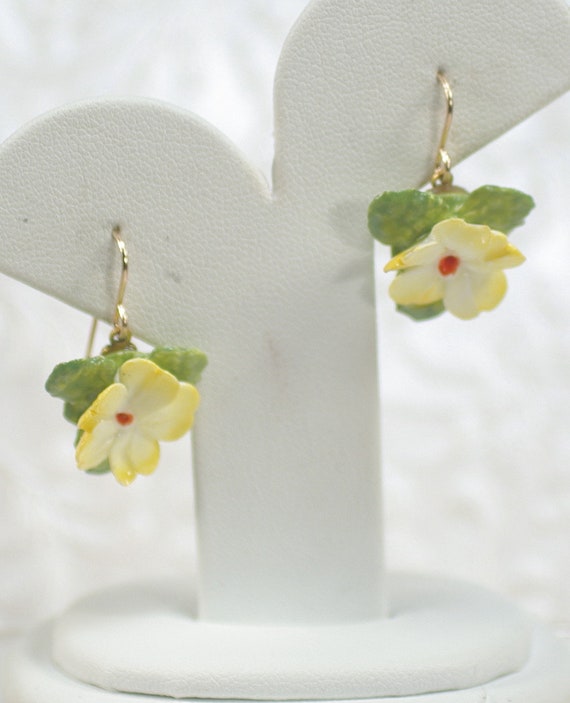 Vintage English Bone China Flower Earrings, Yello… - image 4